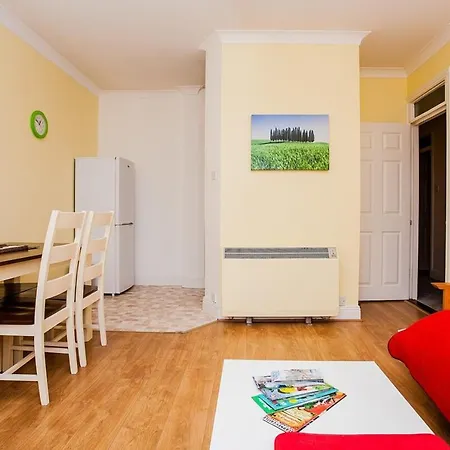 Bright And Comfortable In Historic Centre Apartment