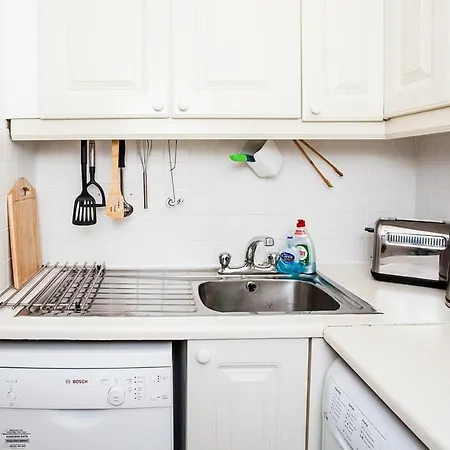 Apartment Bright And Comfortable In Historic Centre Dublin